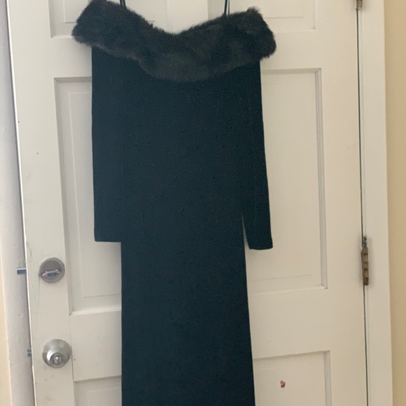 Cachet Velvet Off Shoulder Maxi Dress with fur trim - Picture 1 of 5
